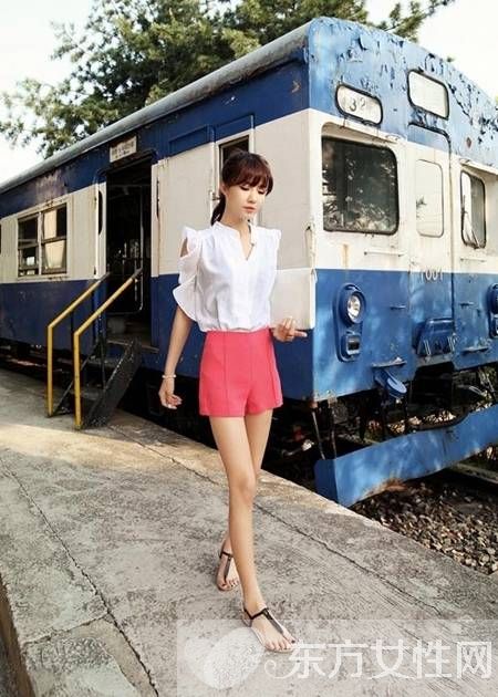 服裝色彩搭配學(xué) 讓你美一整天