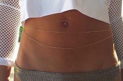 夏日時尚配飾搭配技巧 性感精致的美最吸引眼球