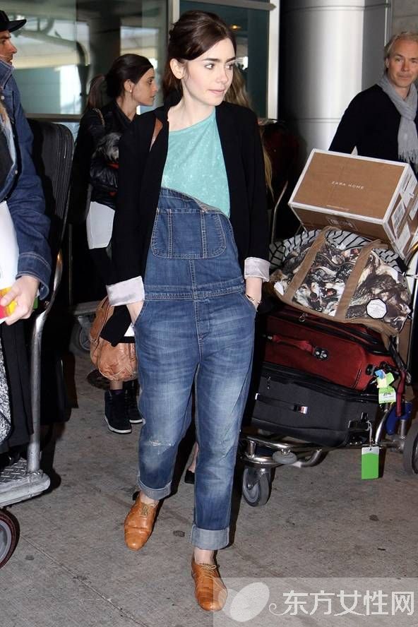 歐美女星春季街拍大秀 懷舊潮流工裝褲穿出明星大牌范