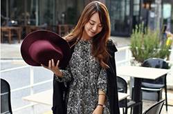 春季服裝魅力穿搭 風(fēng)衣+裙子輕松秀出美翻天氣質(zhì)