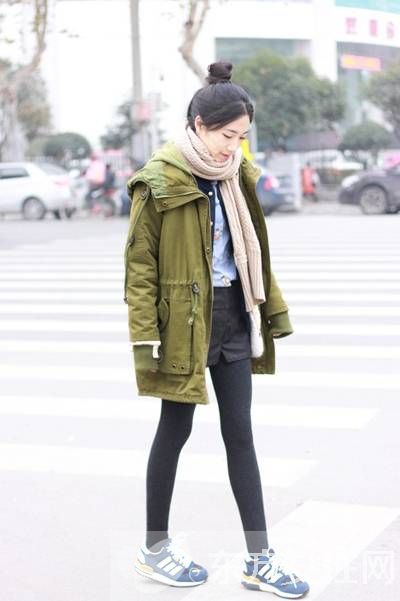 冬季短褲這么搭配 讓你展現(xiàn)高挑身材