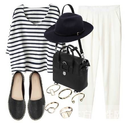 黑白條紋時(shí)尚搭 教你玩轉(zhuǎn)學(xué)院風(fēng)