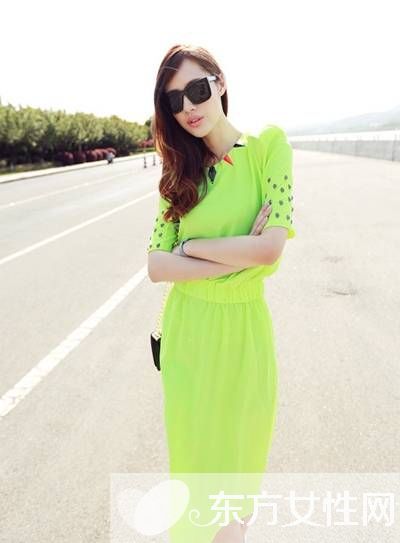 4款復(fù)古連衣裙穿搭經(jīng) 將你的美展露無遺