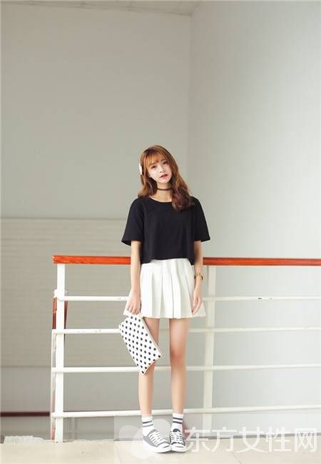 寬松T恤怎么穿好看 5種簡單搭配快收藏