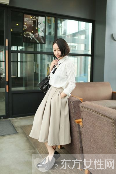 襯衫搭配法則 白色襯衫怎么搭配出時尚范