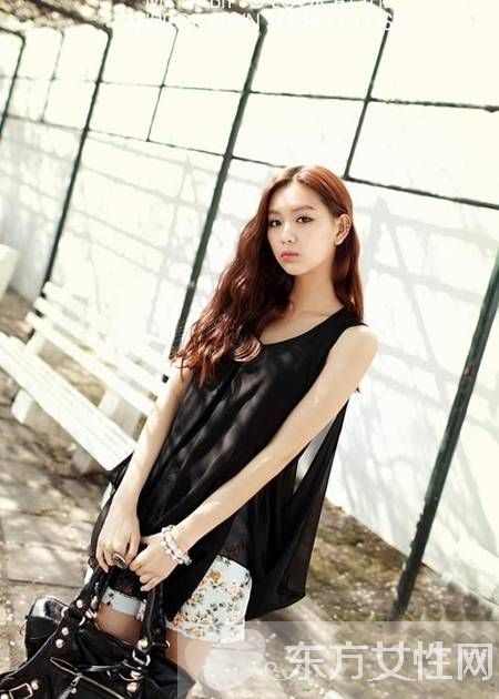 服裝色彩搭配學(xué) 讓你美一整天