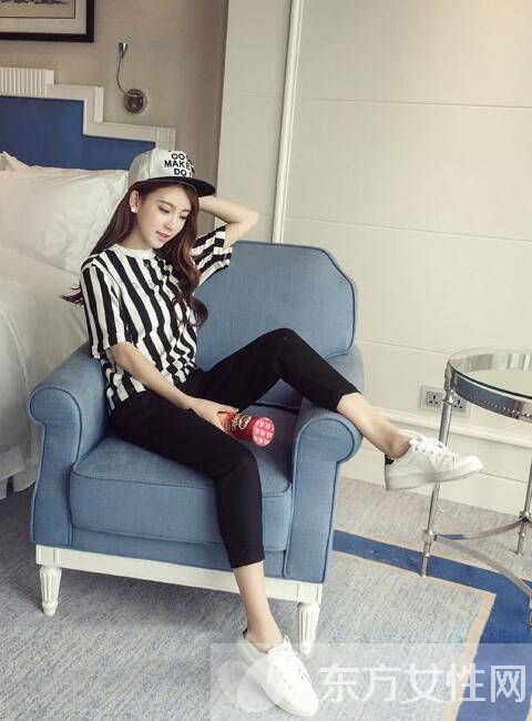 韓版時(shí)尚都市OL七分褲搭配 精致不缺乏舒適感