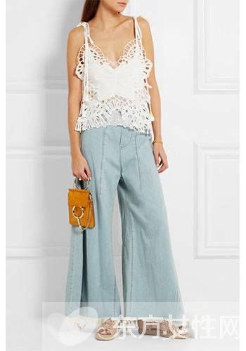 時(shí)尚夏裝新款吊帶背心搭配 這些巧妙的穿法很棒哦