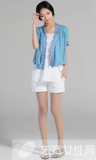 抹胸裙配什么外套好看 這樣穿也別有一番風(fēng)味哦