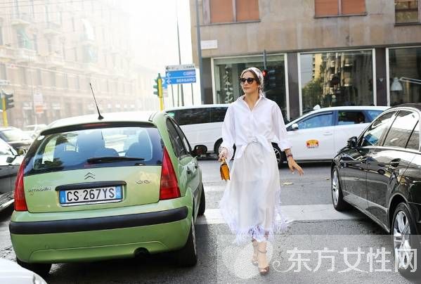 初秋時尚帥氣風(fēng)襯衫搭配 出街必備扮靚單品