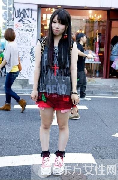 小粗腿女生穿衣搭配 這么穿絕對(duì)顯高又潮范足