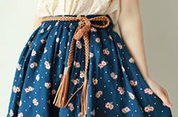 時(shí)尚碎花裙巧搭配 4大風(fēng)格告別單調(diào)