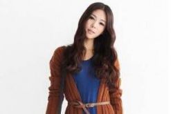 開衫毛衣怎么搭配好看 巧妙混搭風(fēng)就是這么美