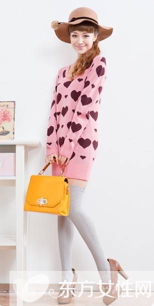 長款寬松毛衣搭配圣經(jīng) 幫你打造完美身材比例