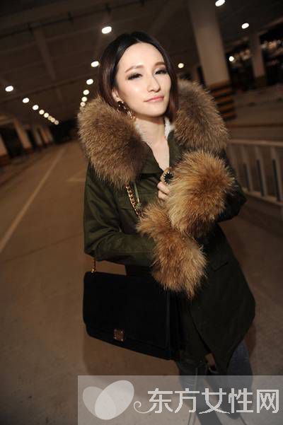 中長款棉衣外套這樣搭 讓你立馬變身街頭潮人