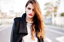 看歐美潮人玩轉(zhuǎn)混搭時(shí)尚街頭風(fēng) 成為街頭女王就這么簡(jiǎn)單