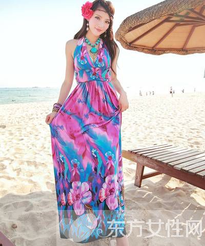 民族風(fēng)長(zhǎng)裙搭配術(shù) 讓你盡展獨(dú)特風(fēng)情