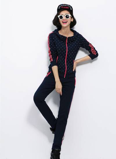 秋季女士運(yùn)動(dòng)裝搭配 時(shí)尚達(dá)人都是這么搭的