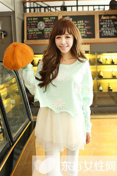 冬季衛(wèi)衣怎么搭配才有型 跟著達(dá)人一起學(xué)習(xí)時(shí)髦穿搭術(shù)吧