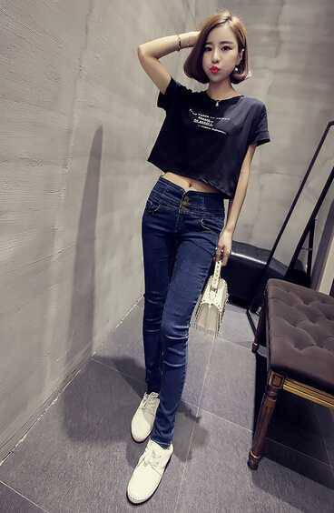 2016夏季女裝搭配 街拍達(dá)人最愛的搭配風(fēng)格