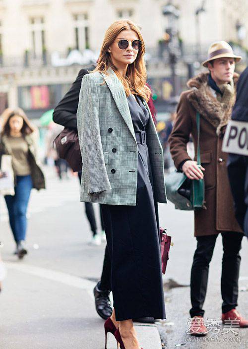 早春闊腿褲穿搭 闊腿褲應(yīng)該這樣穿