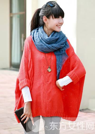 長款寬松毛衣搭配圣經(jīng) 幫你打造完美身材比例