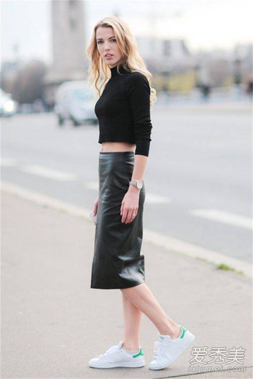 白球鞋搭配圣經(jīng) 你應(yīng)該擁有一雙