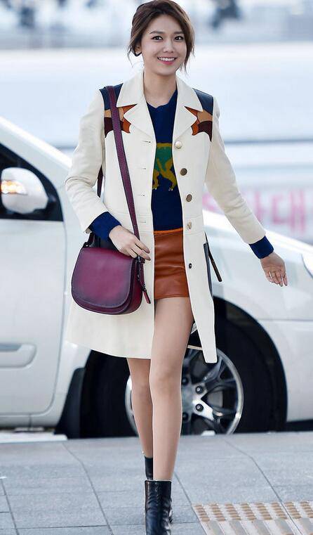 韓國女明星春裝搭配 時尚氣息席卷而來