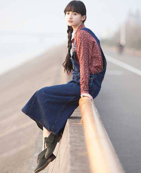 2016初春搭配推薦 連衣裙中的 文藝范