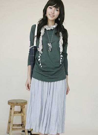 秋季長(zhǎng)裙搭配技巧 長(zhǎng)裙飄飄仙氣十足