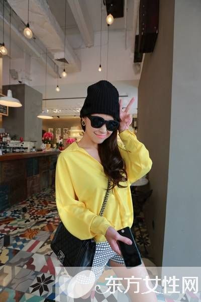 春夏時(shí)尚穿衣搭配術(shù) 明亮黃色系超顯膚色