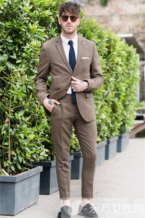 男士時尚西裝搭配經(jīng) 瞬間俘獲萬千少女心