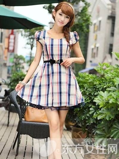 夏季連衣裙腰帶的系法 教你如何系出小蠻腰