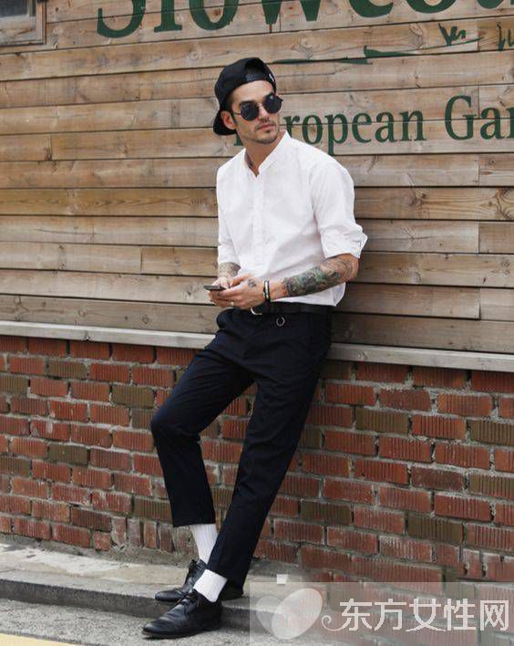 夏季時(shí)尚男裝搭配技巧 白襯衫這么搭玩轉(zhuǎn)英倫風(fēng)