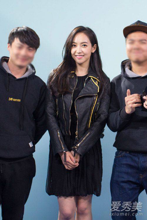 宋茜身材好又會穿 趕緊學她的早春穿衣經(jīng)