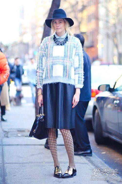 毛衣搭襯衫 適合春天的小清新搭配