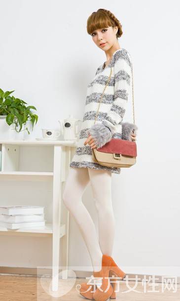 長款寬松毛衣搭配圣經(jīng) 幫你打造完美身材比例