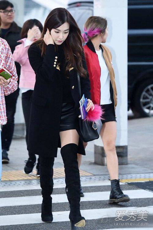 少女時代春裝街拍 林允兒早春粉嫩登場