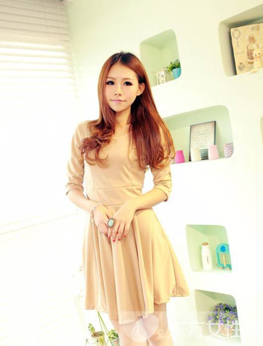 秋季白領(lǐng)職業(yè)裝搭配技巧 OL裝扮穿出不一樣的美麗