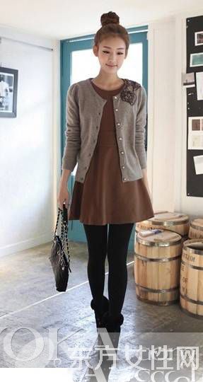開衫毛衣怎么搭配好看 巧妙混搭風(fēng)就是這么美