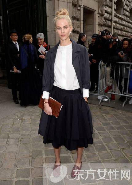 半身裙怎么搭好看 這些搭配方法趕快收起來