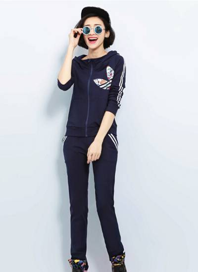 秋季女士運(yùn)動(dòng)裝搭配 時(shí)尚達(dá)人都是這么搭的