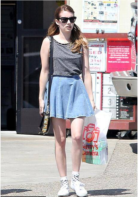 超短裙如何搭配最好看 這樣搭顯得腿更長喲