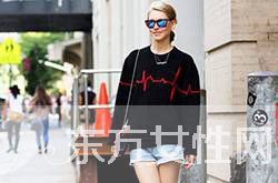 衛(wèi)衣配什么褲子好看 N種搭配技巧搭出你的時尚花樣