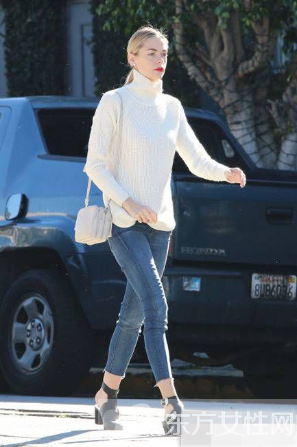 牛仔褲要怎么搭配好看 三種最潮搭配方法推薦