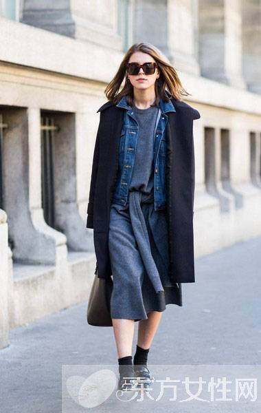 羊毛連衣裙怎么穿好看 即時(shí)尚又保暖的最佳穿法