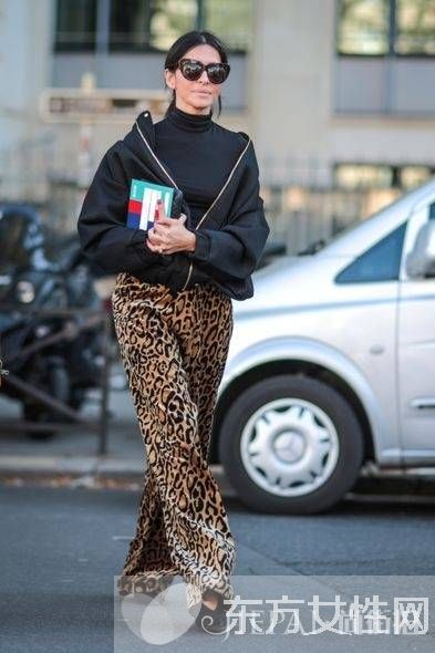 看名模潮人如何演繹豹紋時(shí)尚穿搭術(shù)