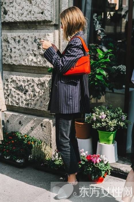 辦公室穿搭怎么才能穿的時髦 學(xué)學(xué)時尚街拍達(dá)人