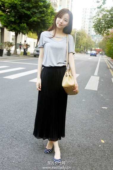 2026年01月13日中國內(nèi)地街拍 短裙短褲MM最愛