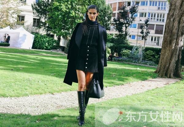 秋冬裙子搭配 穿上 它 就可以很時(shí)髦